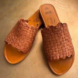 NWOT Huarache Handmade Slip-On Leather Sandals Made In Mexico Size 8